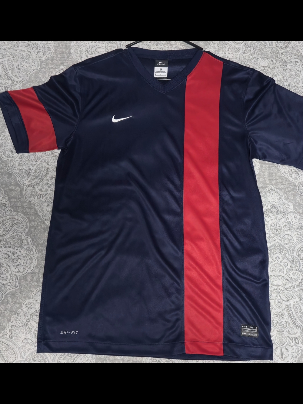 Nike Navy Athletic Jersey with Red Stripe Sz Medium